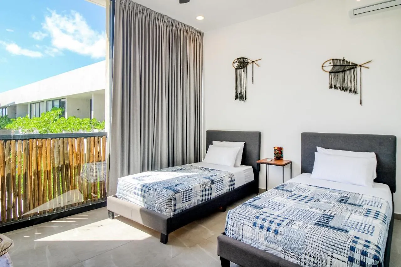 Palalma Casa Tulum #32, Modern Tropics, La Veleta Apartment 0*,  Mexico