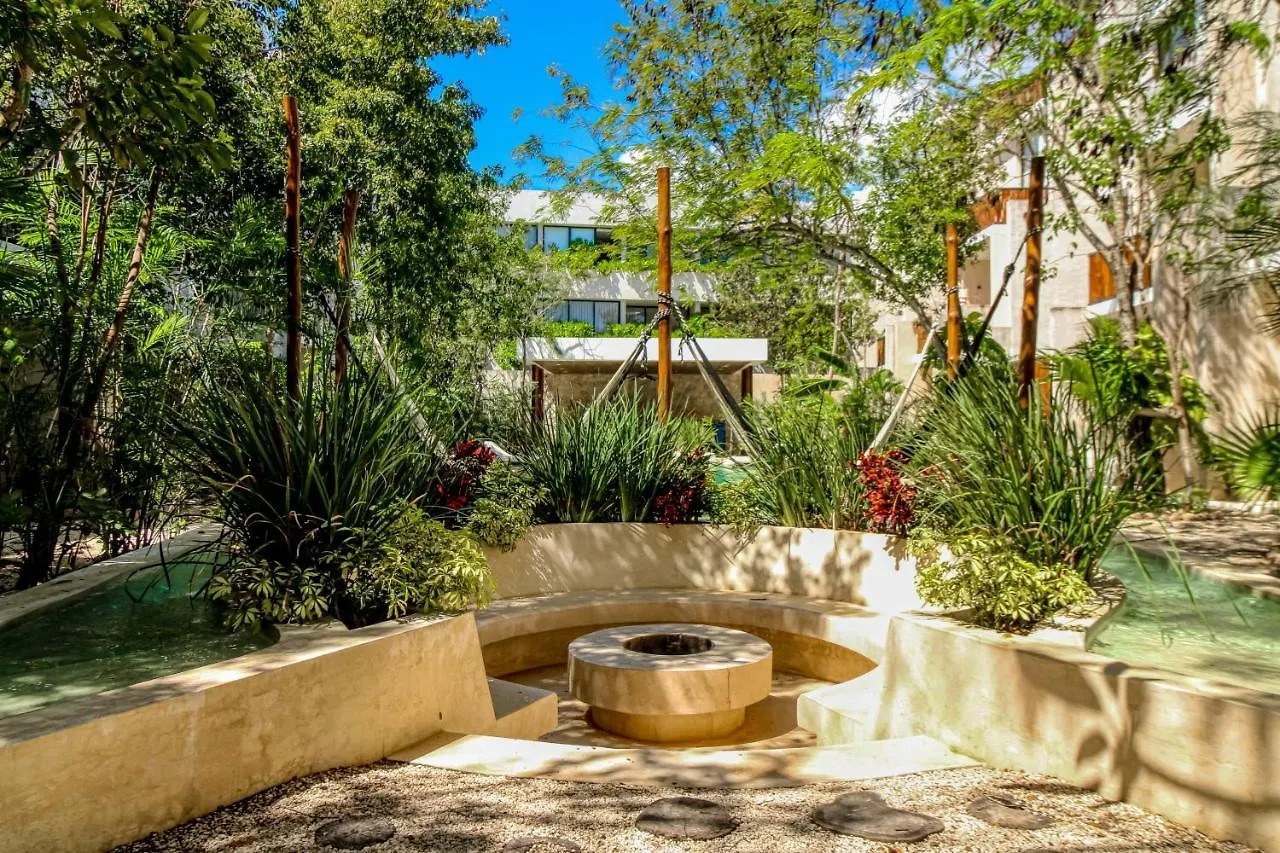 Palalma Casa Tulum #32, Modern Tropics, La Veleta Apartment 0*,  Mexico
